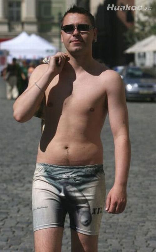 ����Ц����һ��ˮ�絽��Ļ�� ��ЦͼƬ