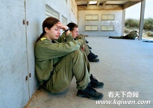 ��ɫ��ǰŮ���ϴ����谢����������Ƭ������(��ͼ)